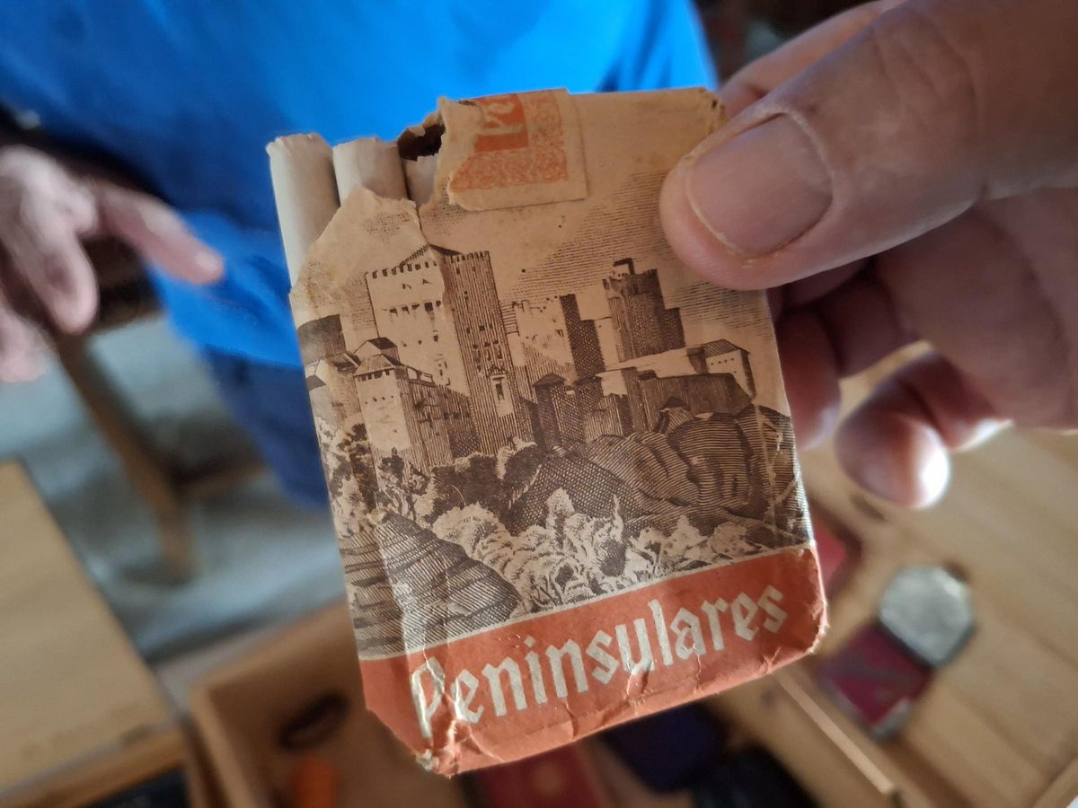 La cajetilla de Peninsulares