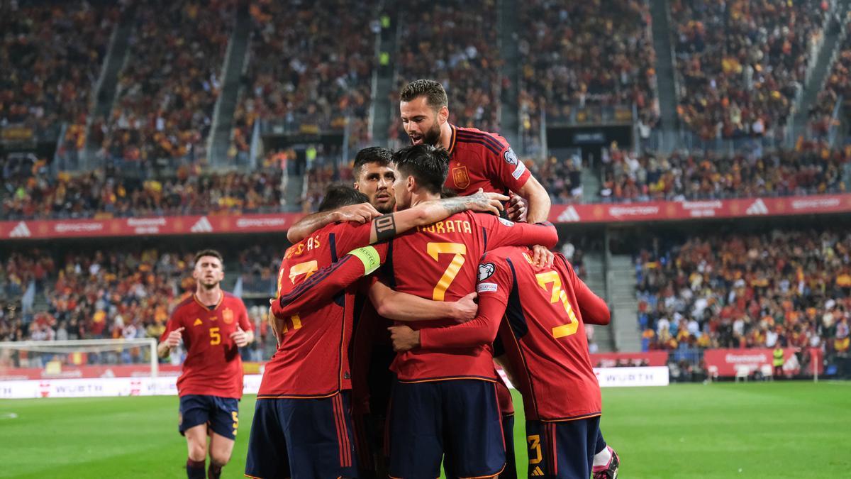 La Roja juega en Málaga contra Noruega, en imágenes