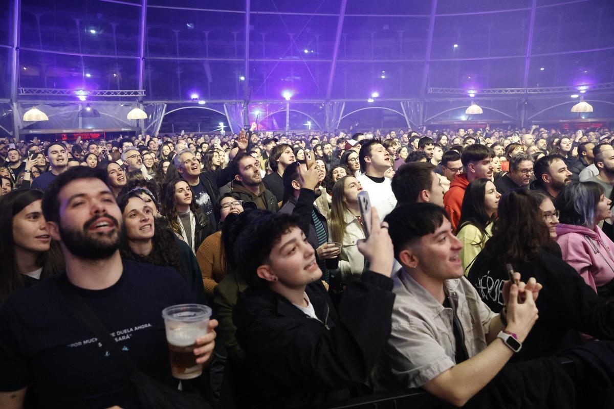 Asistentes a un concierto celebrado en el Gijón Arena.