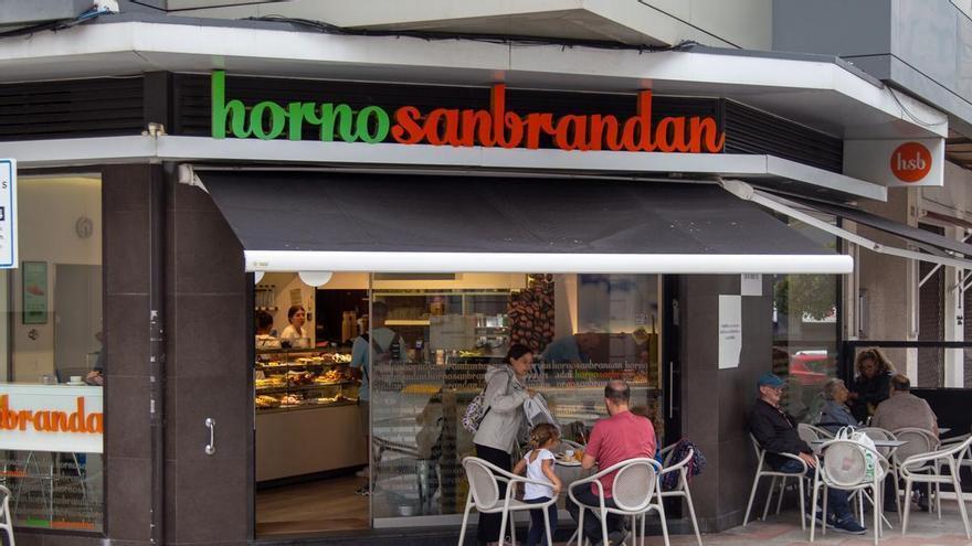 La dueña de las panaderías Sanbrandán entra en pérdidas tras gastar 1,7 millones en despidos