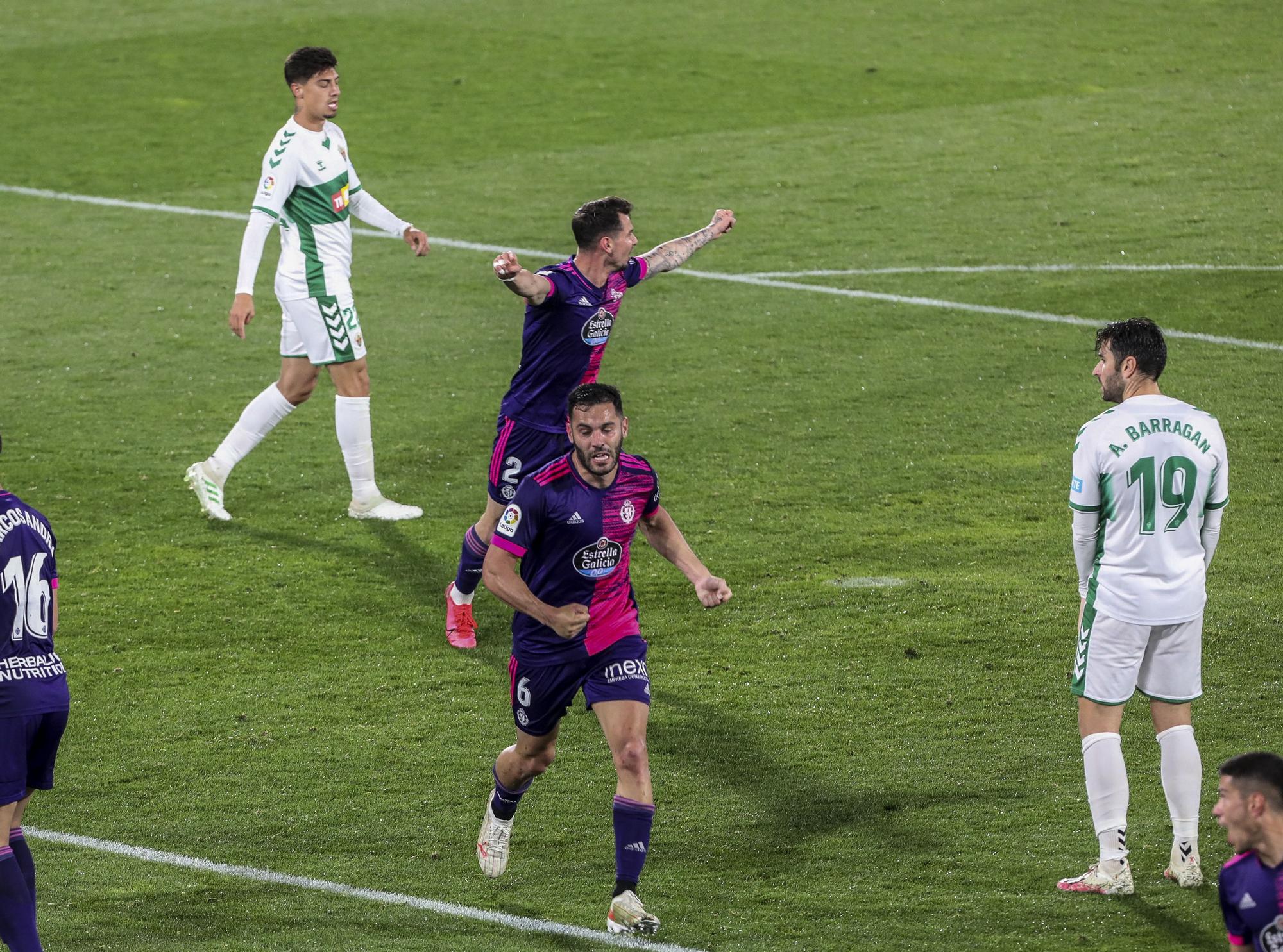 Elche 1 - Valladolid 1: El Elche no sabe ganar