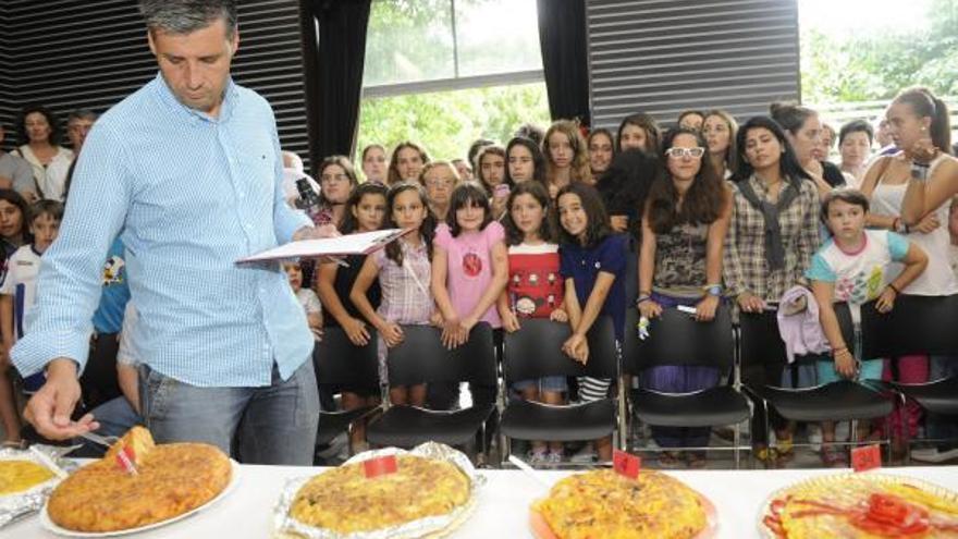 Imagen de un concurso de tortillas en O Castrillón.