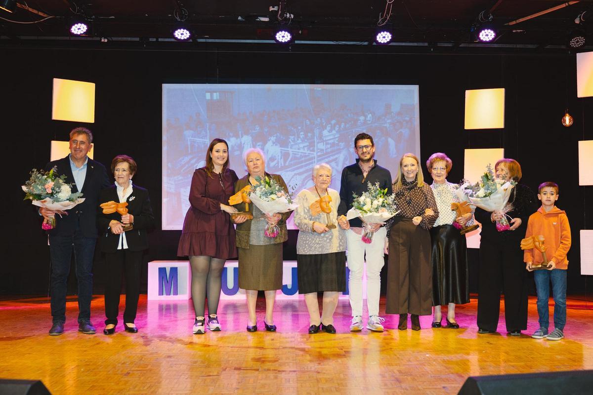 Homenaje a las mujeres conserveras del municipio