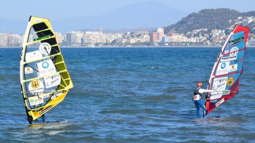 Ángel Medina completa el Reto Windsurfing: Dos continentes.