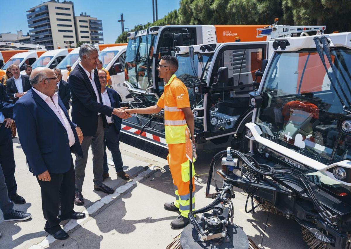 Badalona suma 149 treballadors i 40 camions al servei de neteja