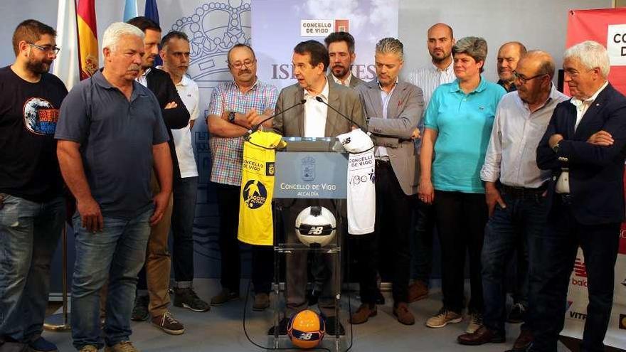 Imagen de la presentación de la próxima Vigo Cup. // FDV