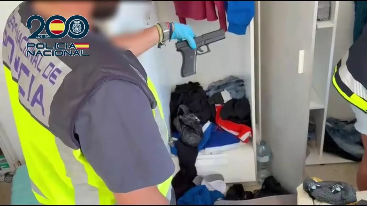 Libertad para un acusado de atracar a parejas junto al Castillo de Santa Bárbara en Alicante