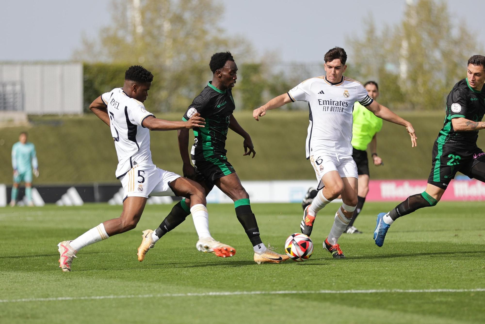 Real Madrid Castilla-Córdoba CF: las imágenes del partido en el Alfredo Di Stéfano