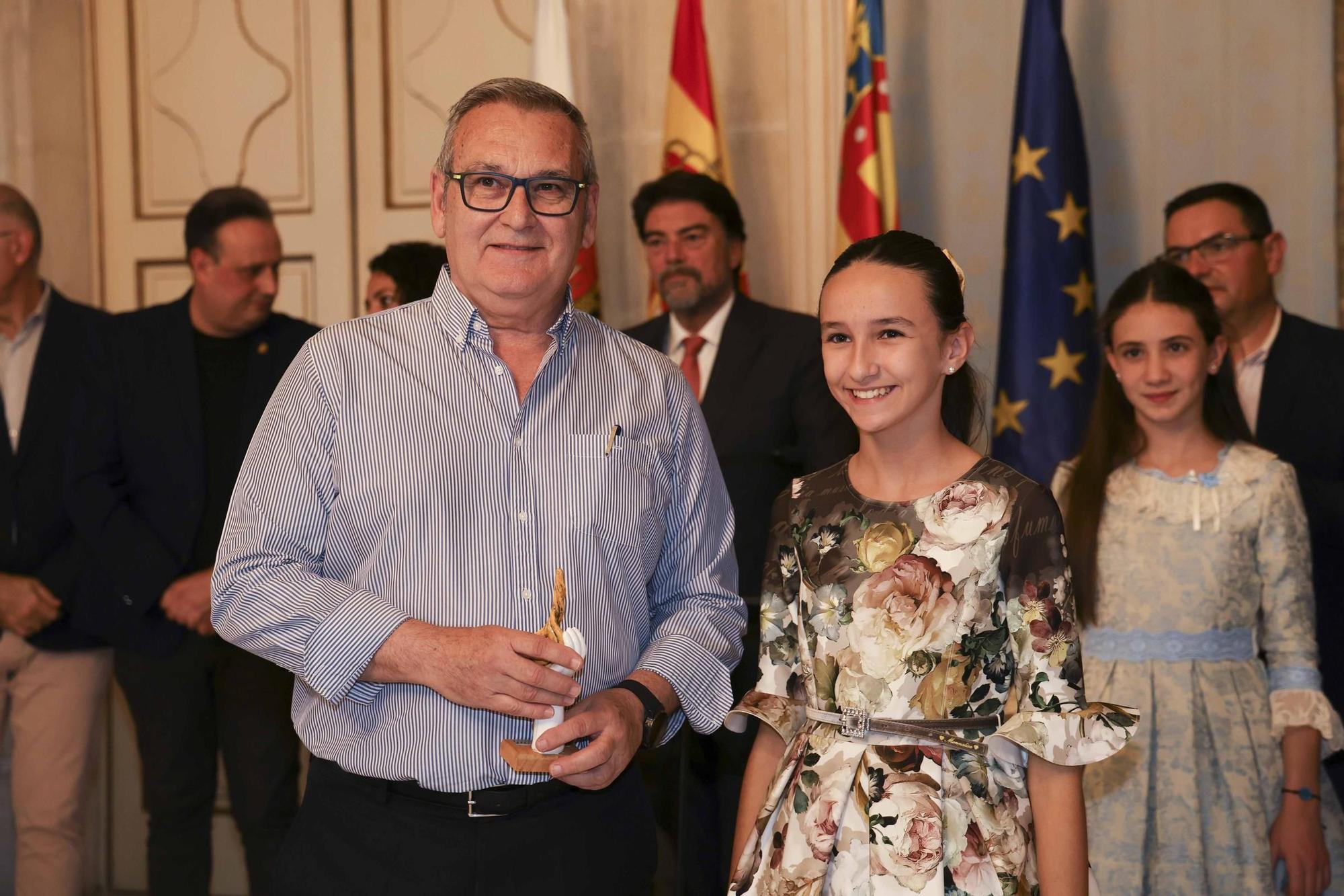 Así ha sido la entrega los premios a los Artistas de Hogueras