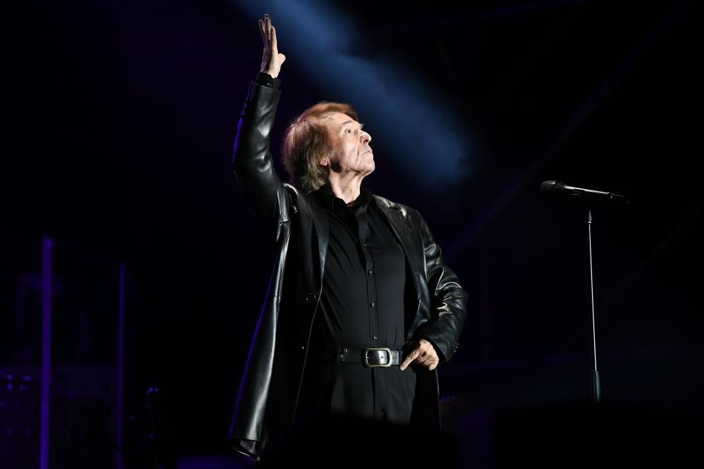 Raphael, en concierto en la plaza de María Pita de