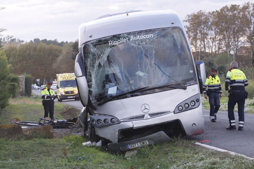 Onze escolars de sisè de primària han resultat ferits en l''accident