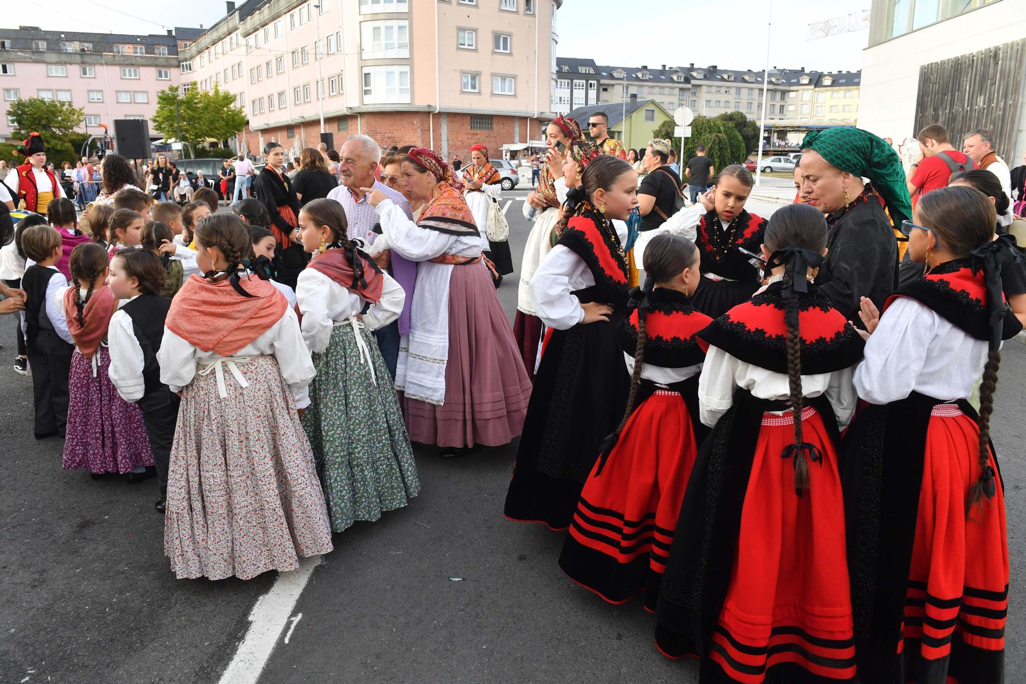 Foliada y queimada en la fiesta de Torás