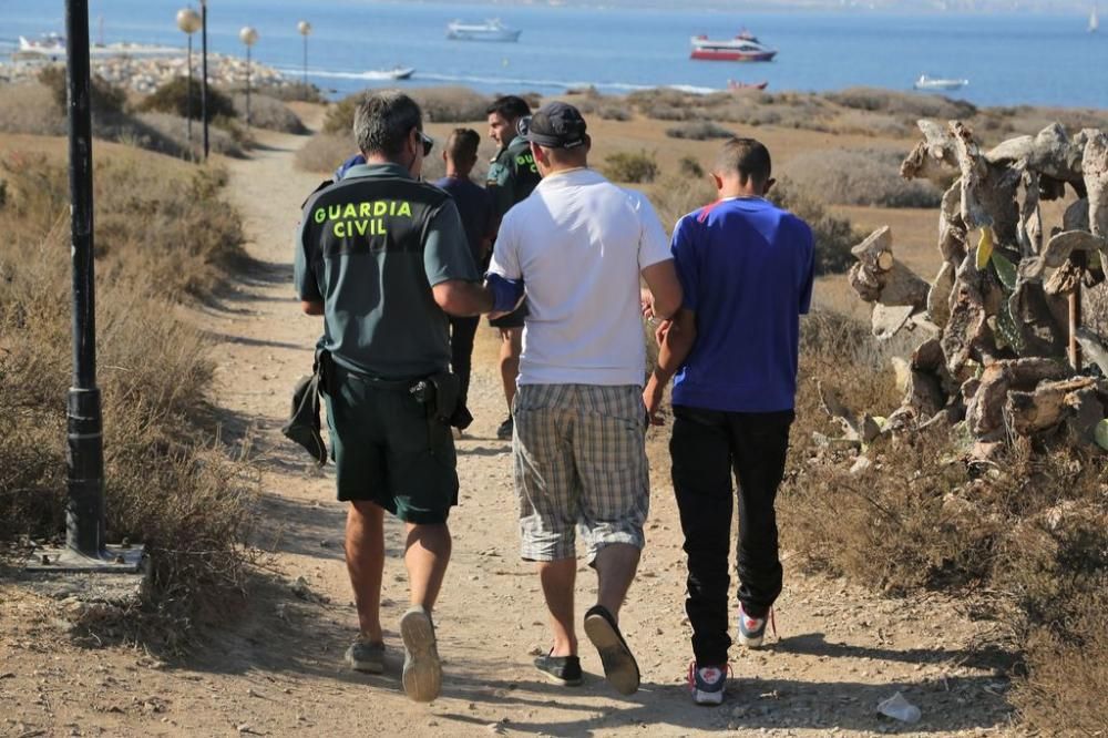 Llegan cuatro pateras a Tabarca con cerca de un centenar de inmigrantes