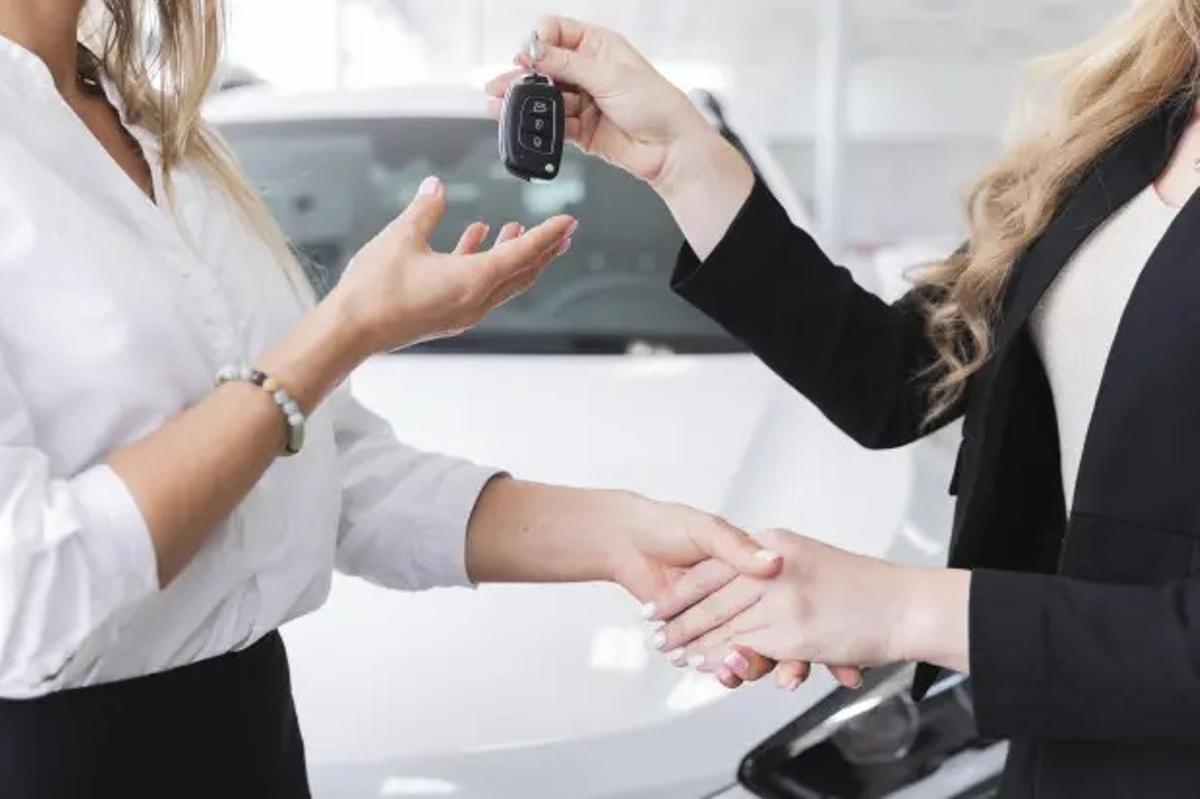 Por ley, la garantía mínima al comprar un coche es de un año