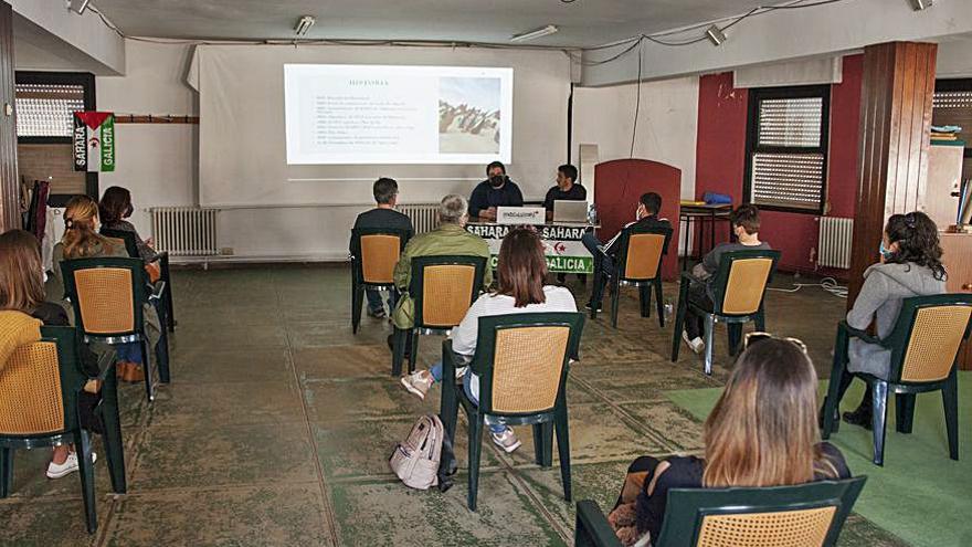 Charla en el Casino sobre el conflicto en el Sáhara  | BERNABÉ/ANA AGRA