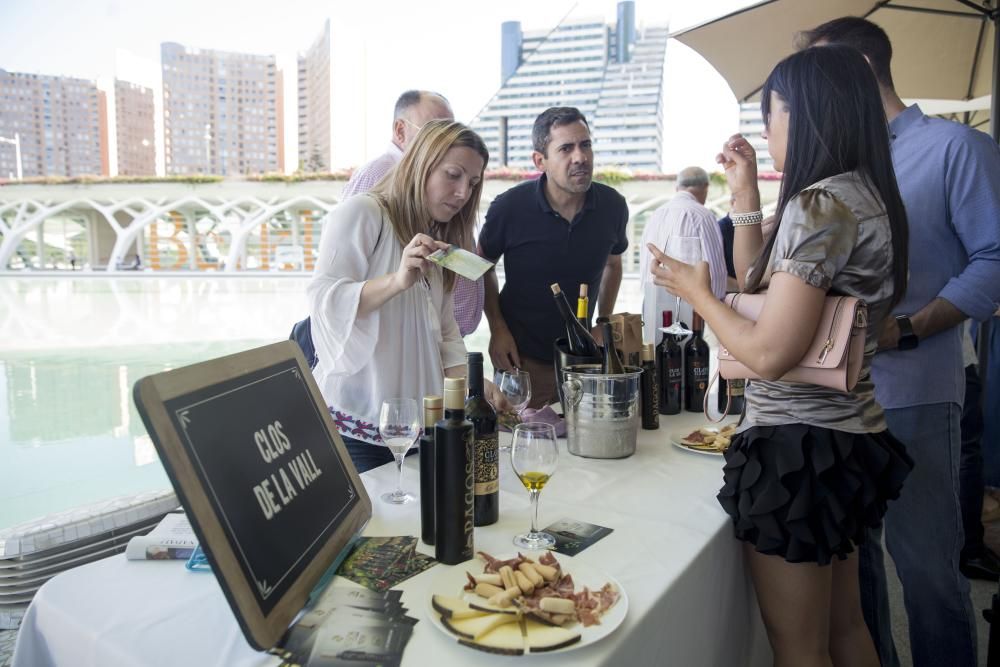 Fiesta del vino de la DOP Valencia en Les Arts