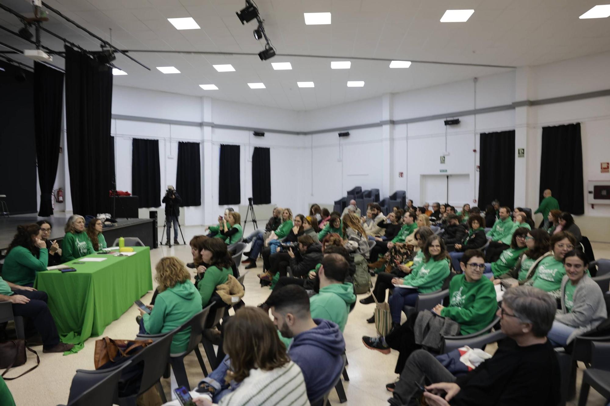 Las camisetas verdes exhiben fuerza ante el "ataque a la lengua" en Mallorca