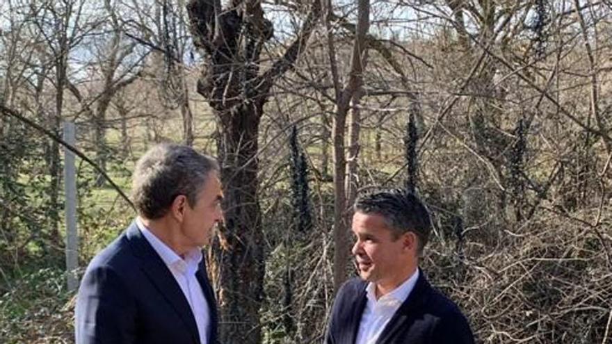 Rodríguez Zapatero junto a José Bernal.