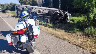 Muere un conductor en un choque frontal contra un camión en Albelda