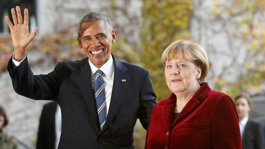 Obama y Merkel se reúnen en Berlín.