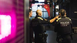 Venda ambulant, alcohol i soroll, les conductes incíviques més denunciades