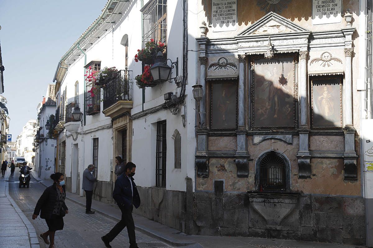 El altar de San Rafael de la Calle Lineros