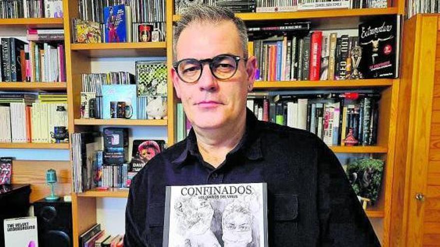 Jorge Fauró posa con‘Confinados’.