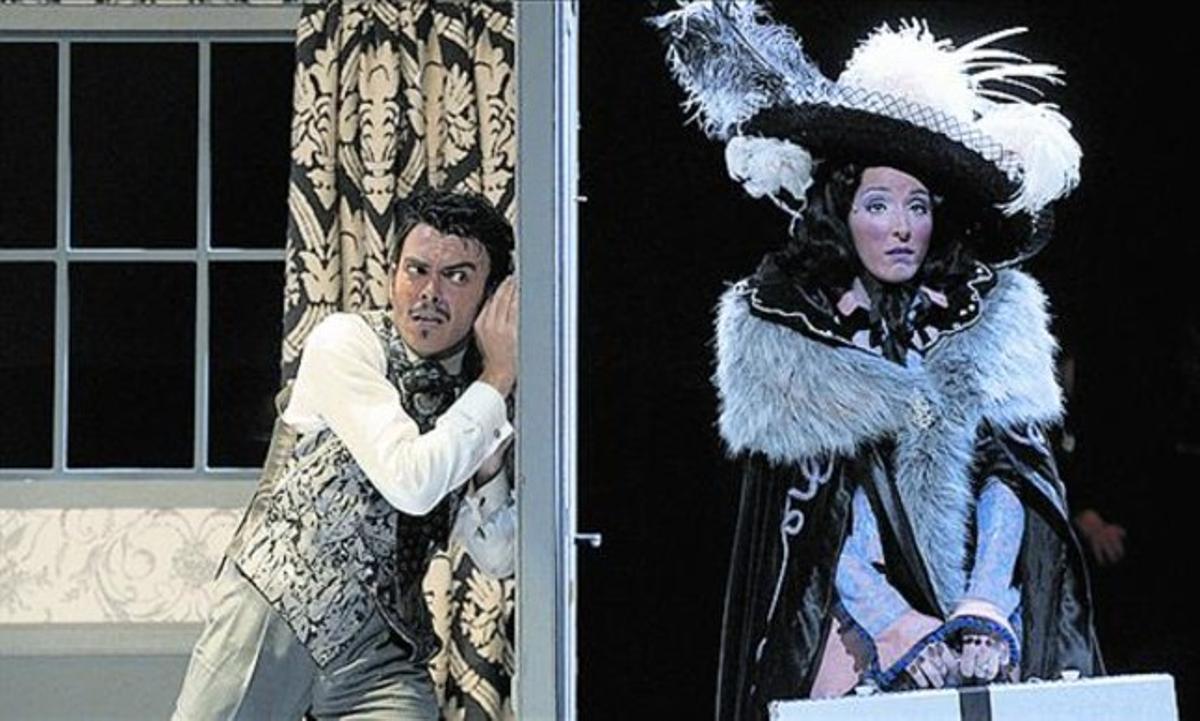 Rubèn Montañá i Anna Alborch, en una escena de l’obra.