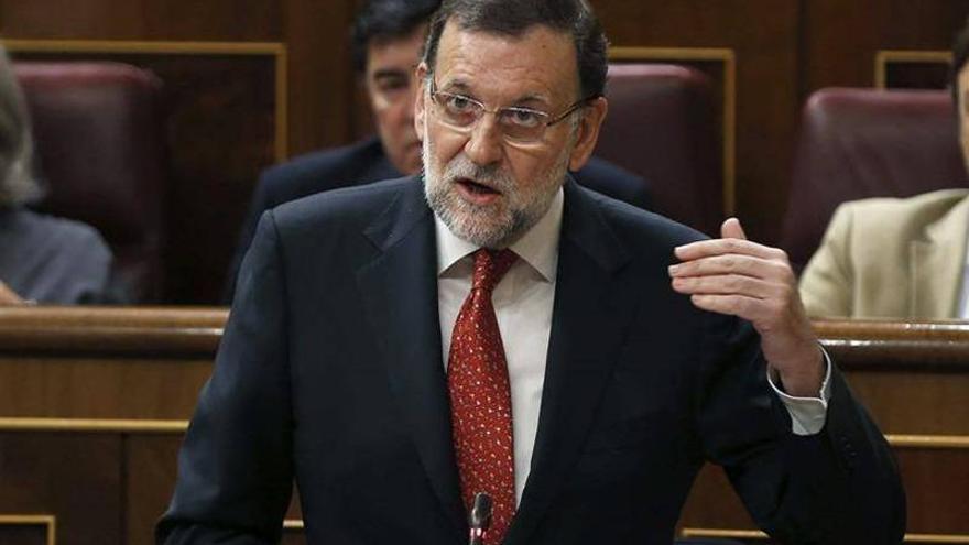 Rajoy dice que su Gobierno sigue siendo &quot;legítimo&quot; y continuará las reformas