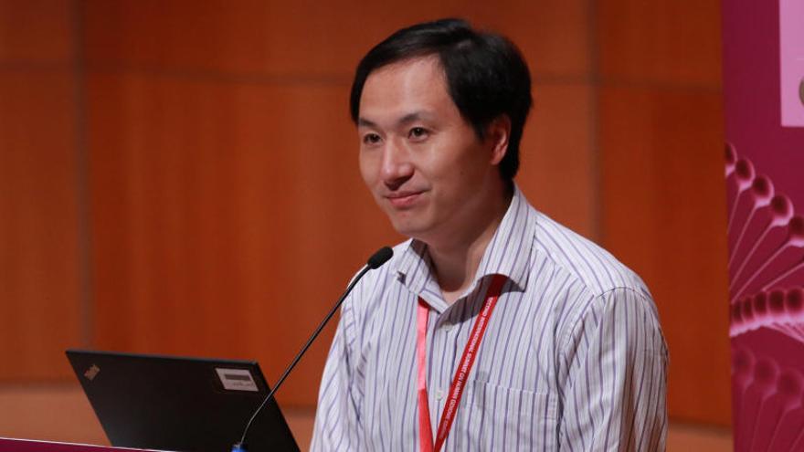 He Jiankui,durante una conferencia.