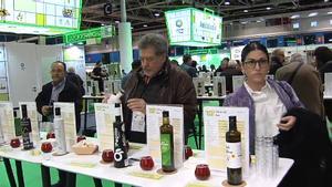 Los productores de aceite de oliva confían en que su precio pueda bajar a partir del otoño