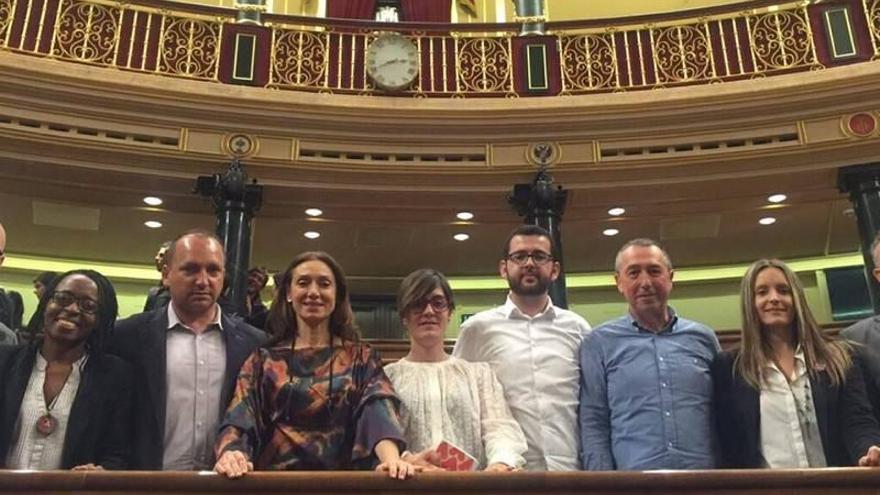 El grupo propio en Madrid tensa   la relación de Compromís y PSPV