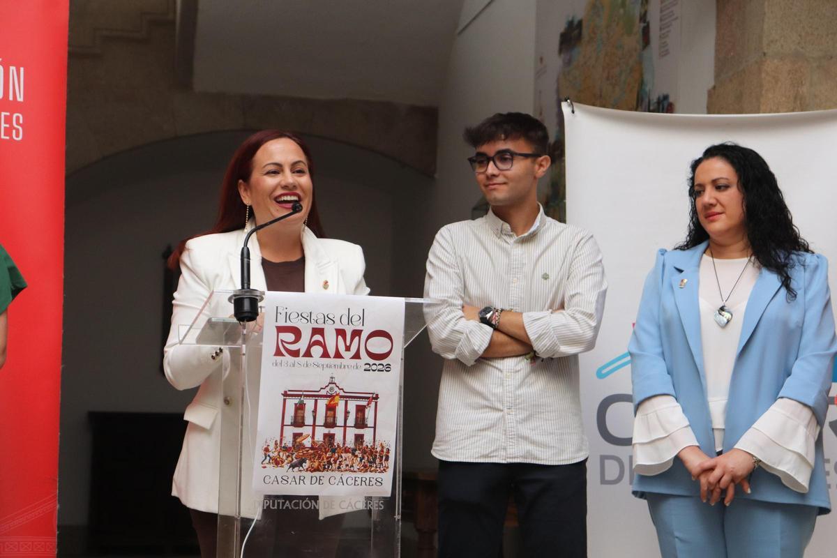La alcaldesa Marta Jordán y los concejales Jaime Carretero y Eva González.