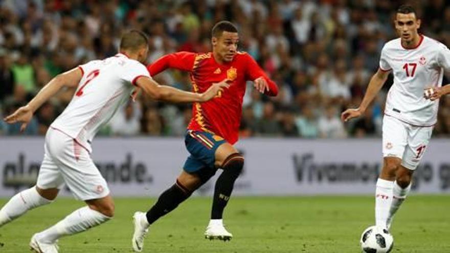 Espanya pateix per superar Tunísia en l&#039;últim assaig abans del Mundial