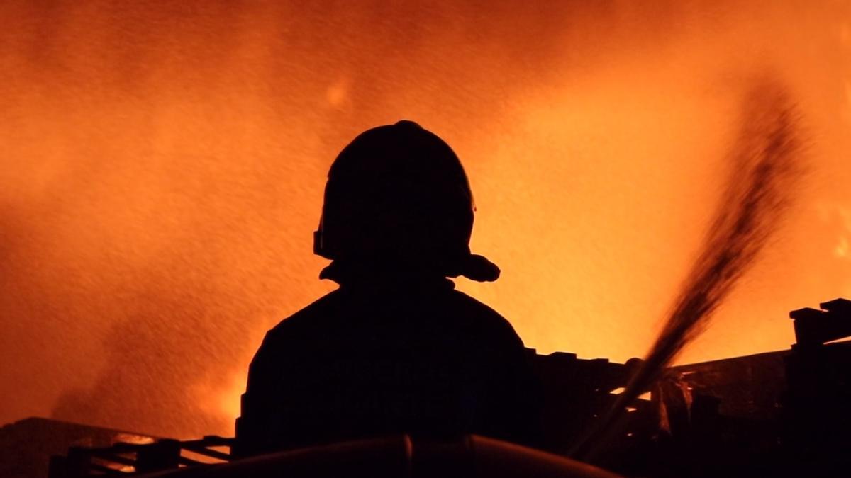 Fotografía para la campaña sobre la concienciación y precaución ante los incendios de los bomberos de Alicante