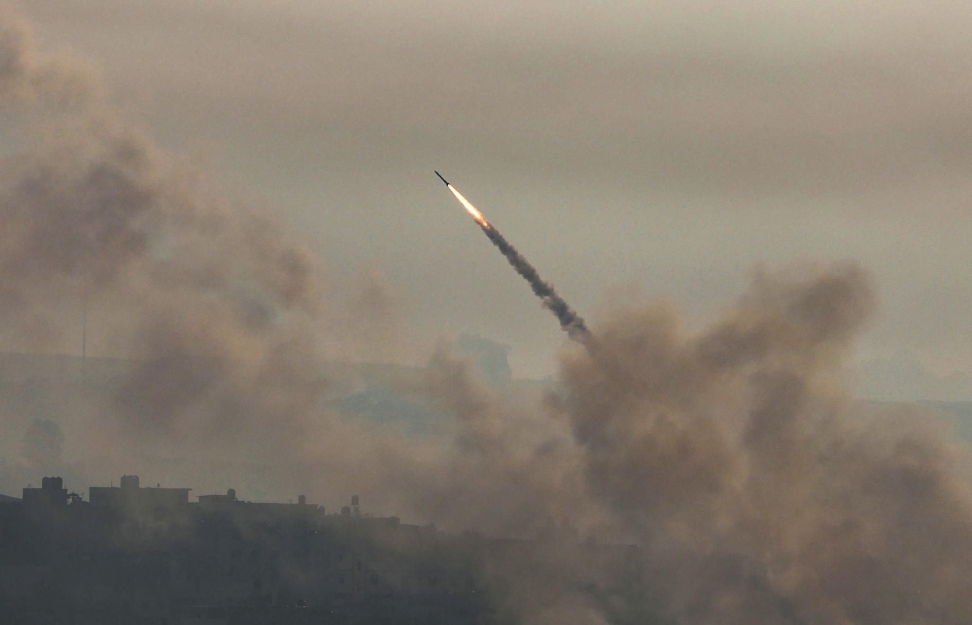 Las imágenes del ataque desde Gaza a Israel