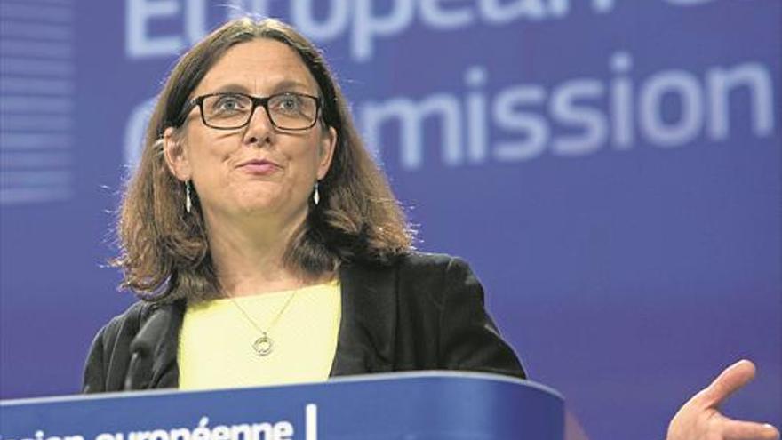 La UE activa la maquinaria antiaranceles contra EEUU