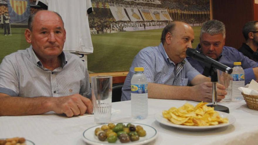 Saura  brindó una velada única a los peñistas que se dieron cita en Mestalla.