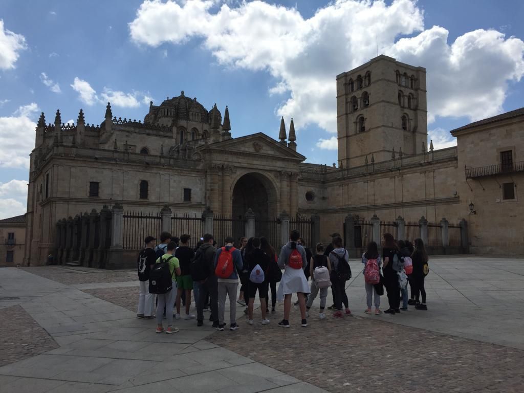 Alumnos de Secundaria de Santander y Burgos en Zamora.