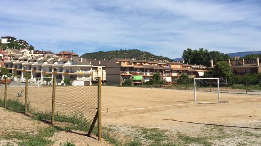 Solsona inaugura amb una tarda de partits el nou camp de futbol sala del Camp del Serra