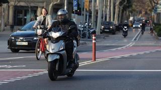 La siniestralidad baja un 5% en Barcelona pero se doblan los heridos graves en accidentes de bici y patinete