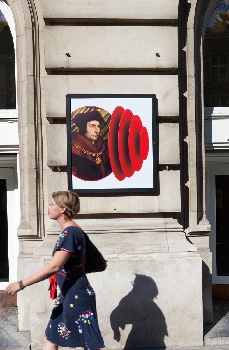 Retrato de Tomás Moro en el centro de la ciudad