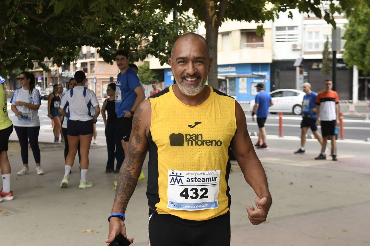 La carrera y marcha Solidaria Asteamur, en imágenes