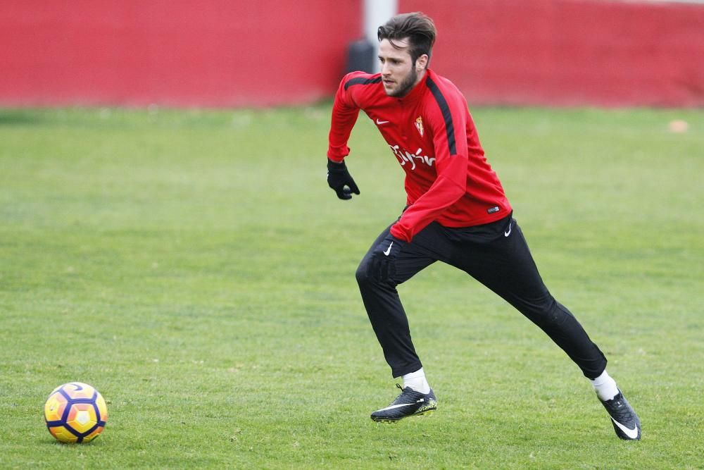 Rubi dirige su primer entrenamiento como técnico del Sporting