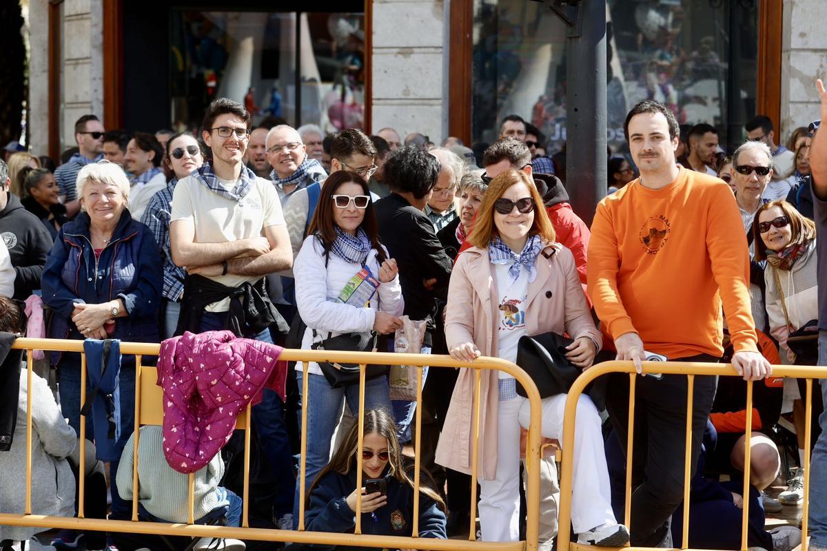 Búscate en la mascletà de hoy, 19 de marzo