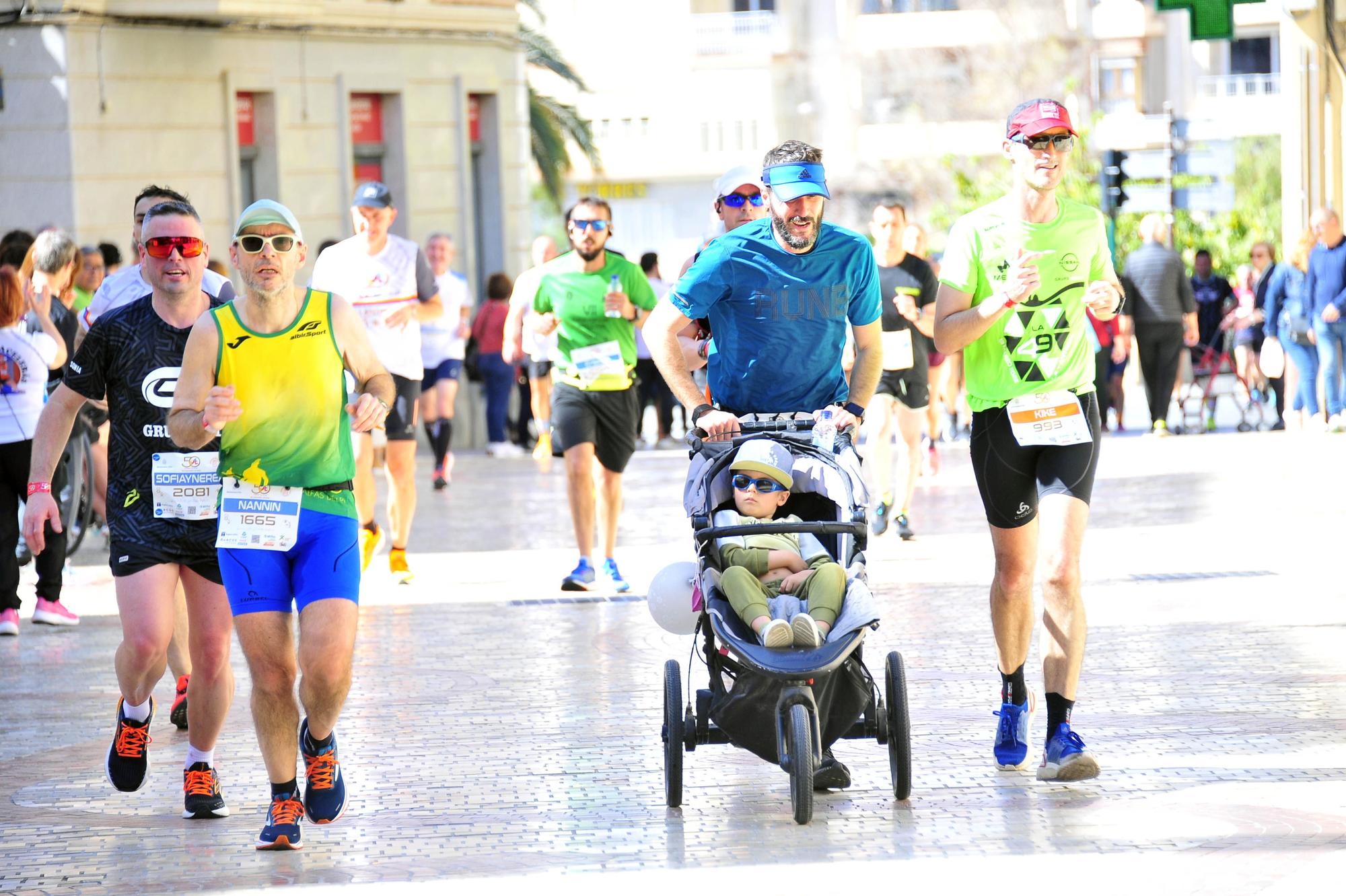 Un Medio Maratón de Elche marcado por el calor