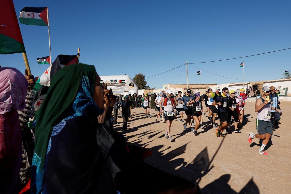 Imágenes de la 23ª edición del Sahara Marathon, en Argelia.
