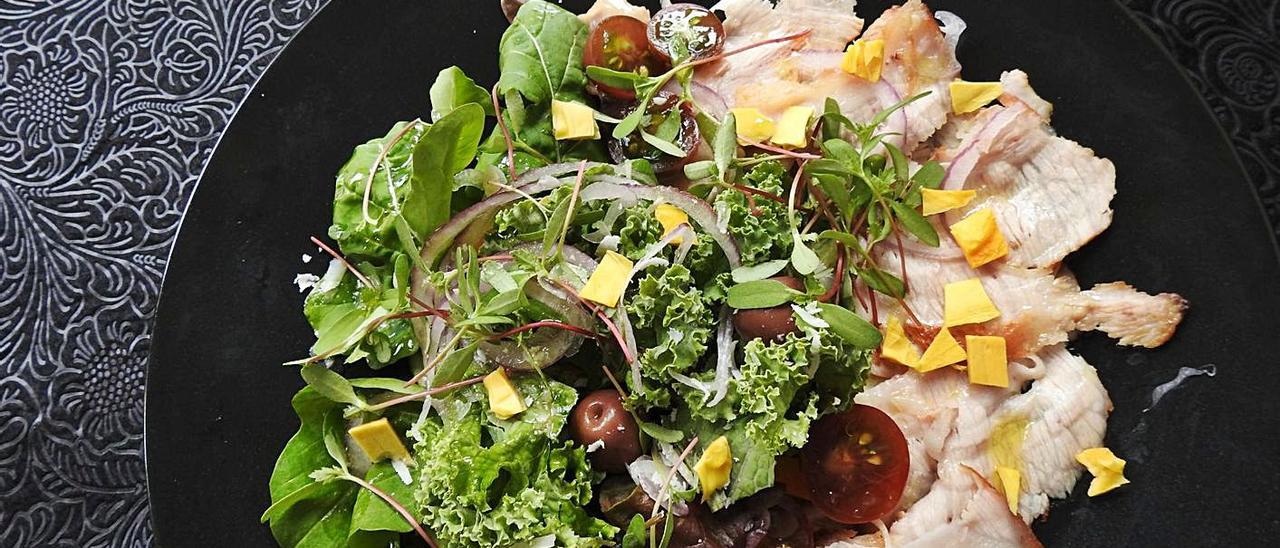 Ensalada de cochino negro que ganó el concurso de  las Jornadas Gastronómicas de Agüimes.