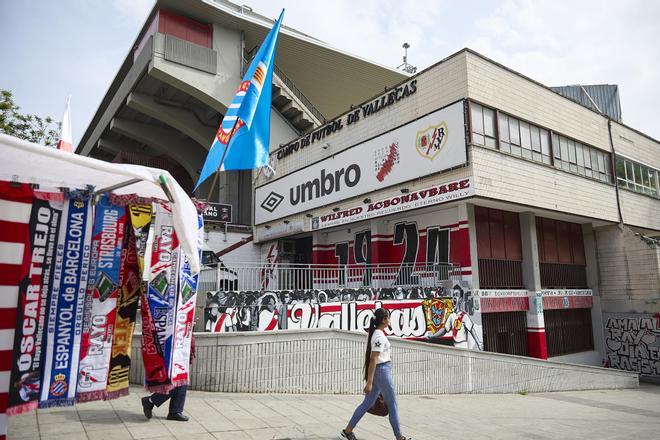 El Estadio de Vallecas reabre: Madrid levanta el cierre y el Rayo podrá volver a jugar en su campo en octubre
