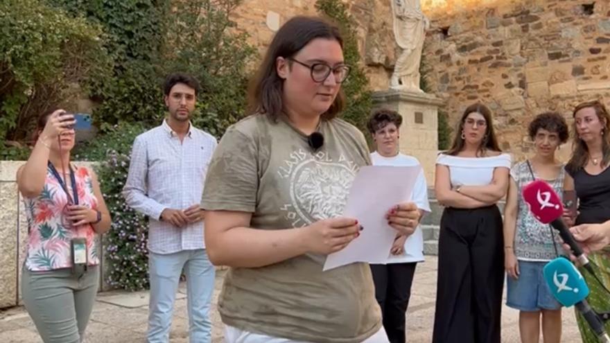 VÍDEO | Así ha sido la lectura del manifiesto por el Día de la Salud Mental en Cáceres